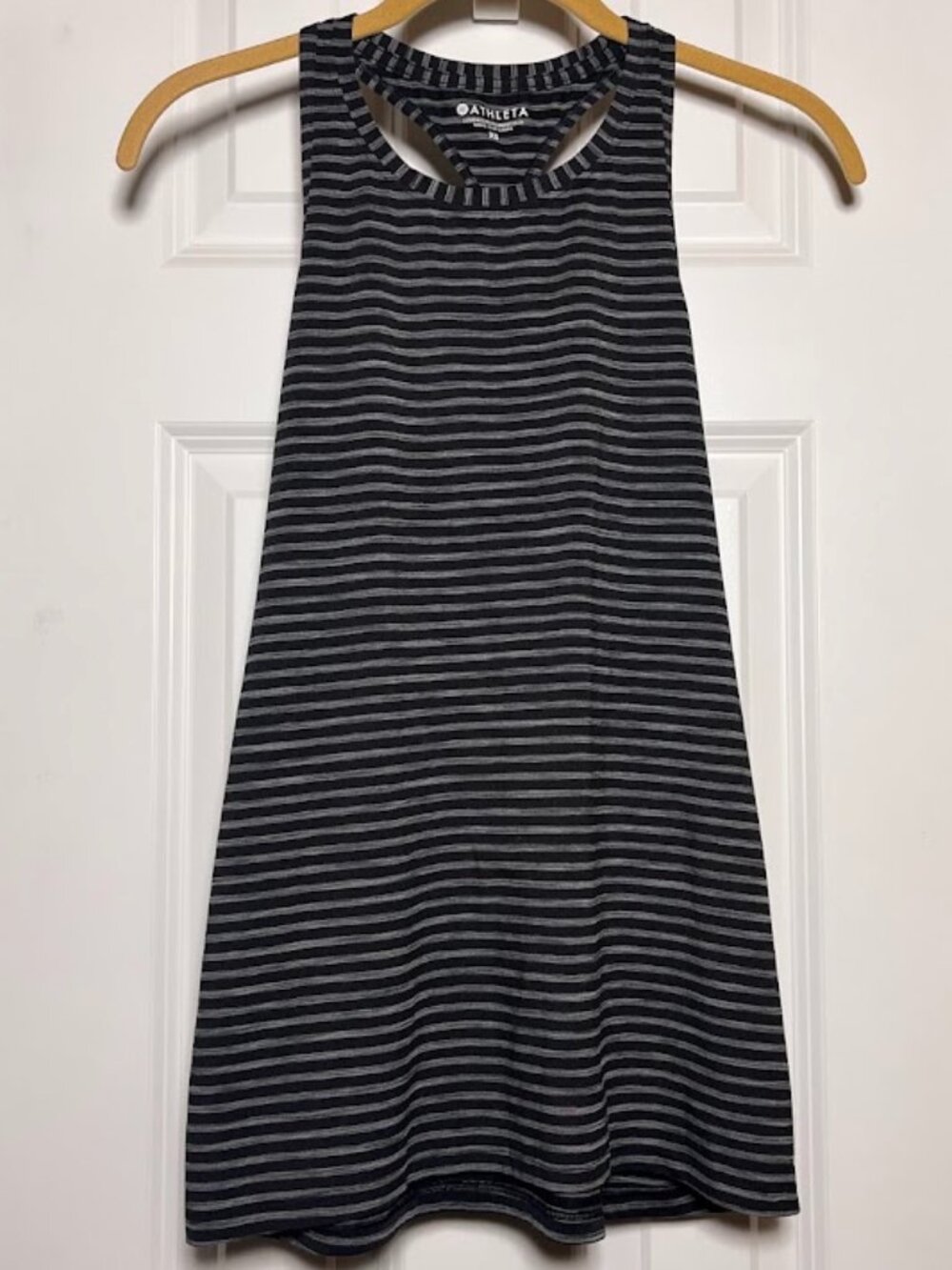 Athleta Black and White Striped Racer back Tank Top Activewear XS Gym Pilates